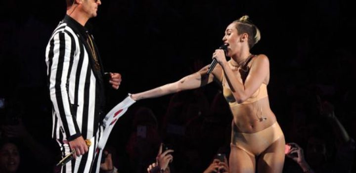 Le show sexy de Miley Cyrus au MTV Video Music Awards – Buzz sur Twitter