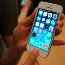 TEST. iPhone 5C et 5S, une prise en main qui fait la différence