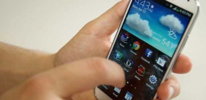 11 choses que l’on peut faire avec un Galaxy S4 mais pas un iPhone 5S