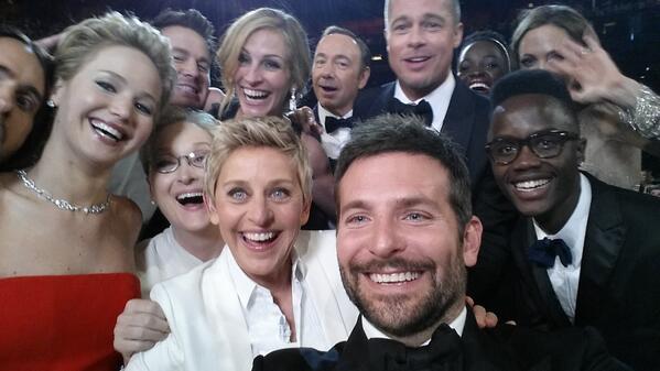 selfie-plus-twitte-monde-oscars