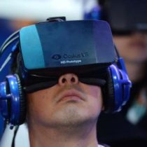 La société Oculus, rachetée par Facebook, poursuivi en justice aux Etats-Unis