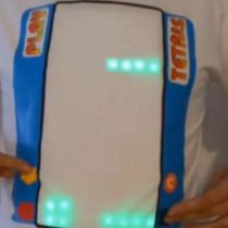 Jouer à Tetris sur son T-shirt, c’est désormais possible