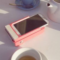 Prynt: une coque pour smartphone qui imprimera des photos comme le faisait le Polaroid.